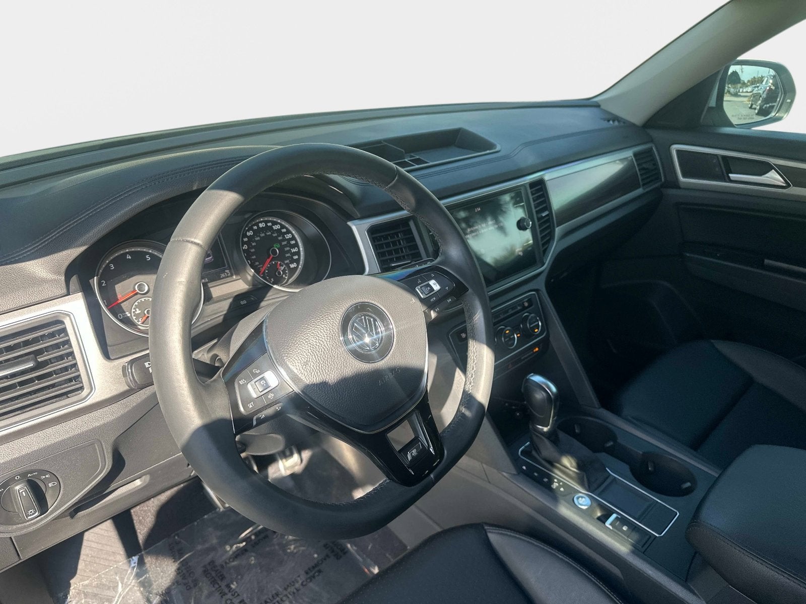 2019 Volkswagen Atlas 3.6L V6 SE w/Technology R-Line