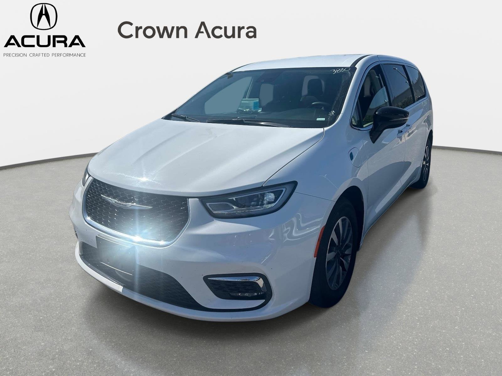 2024 Chrysler Pacifica Hybrid Select