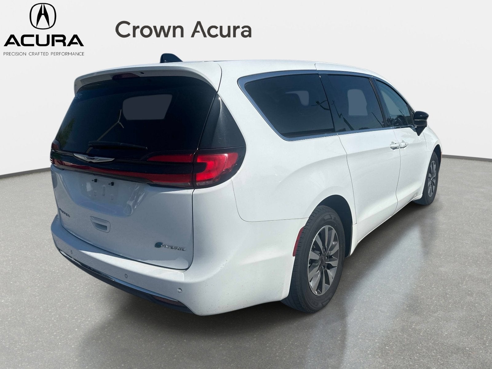 2024 Chrysler Pacifica Hybrid Select