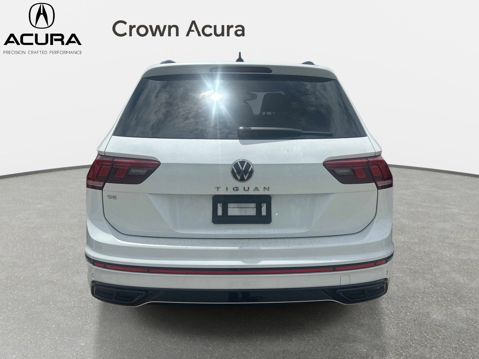 2023 Volkswagen Tiguan SE R-Line Black