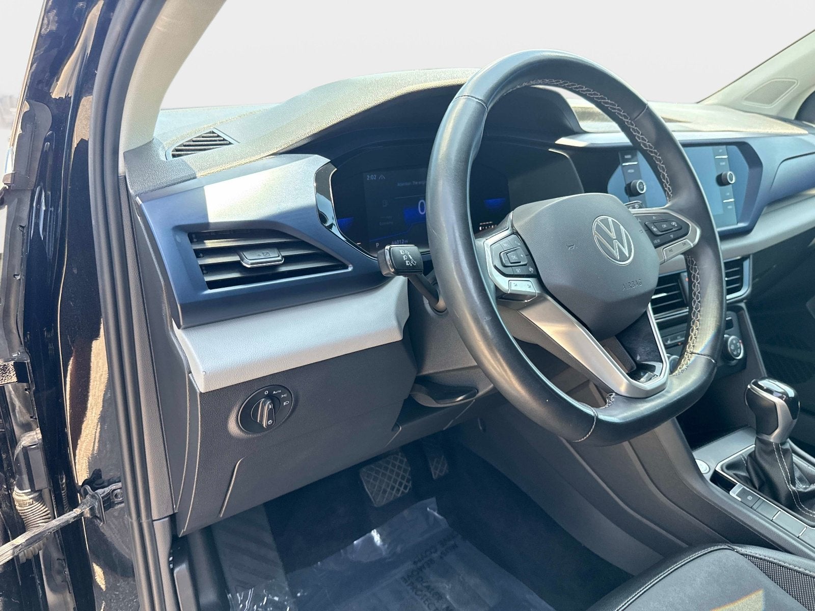 2022 Volkswagen Taos SE