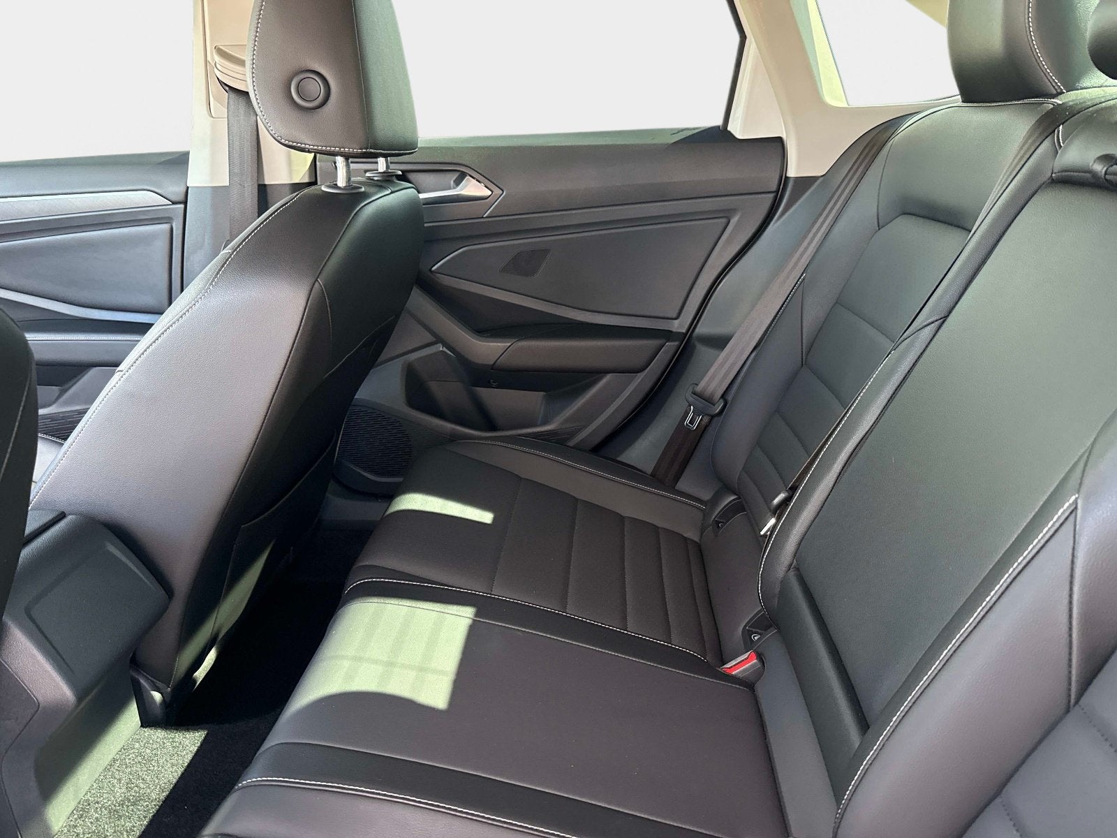 2022 Volkswagen Jetta SE