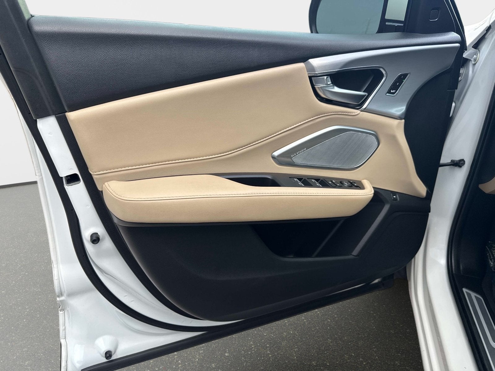2023 Acura RDX w/Technology Package