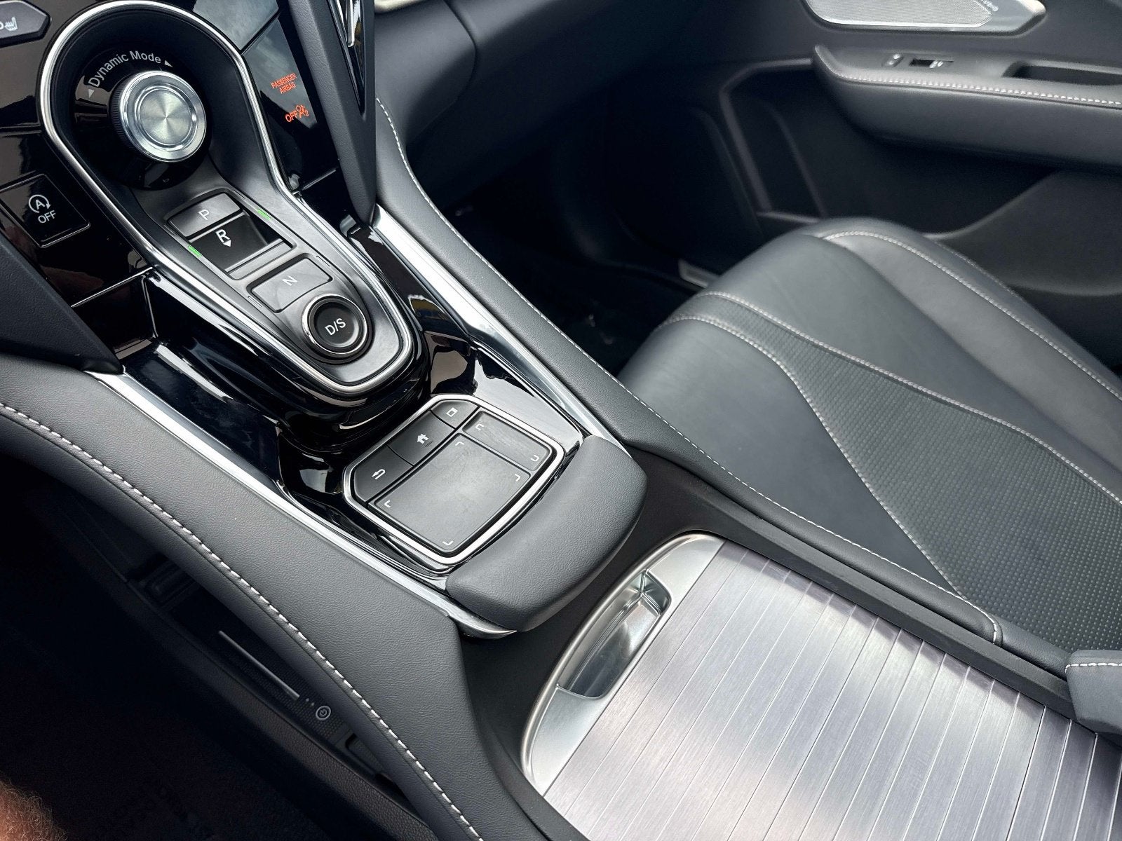 2023 Acura RDX w/Technology Package