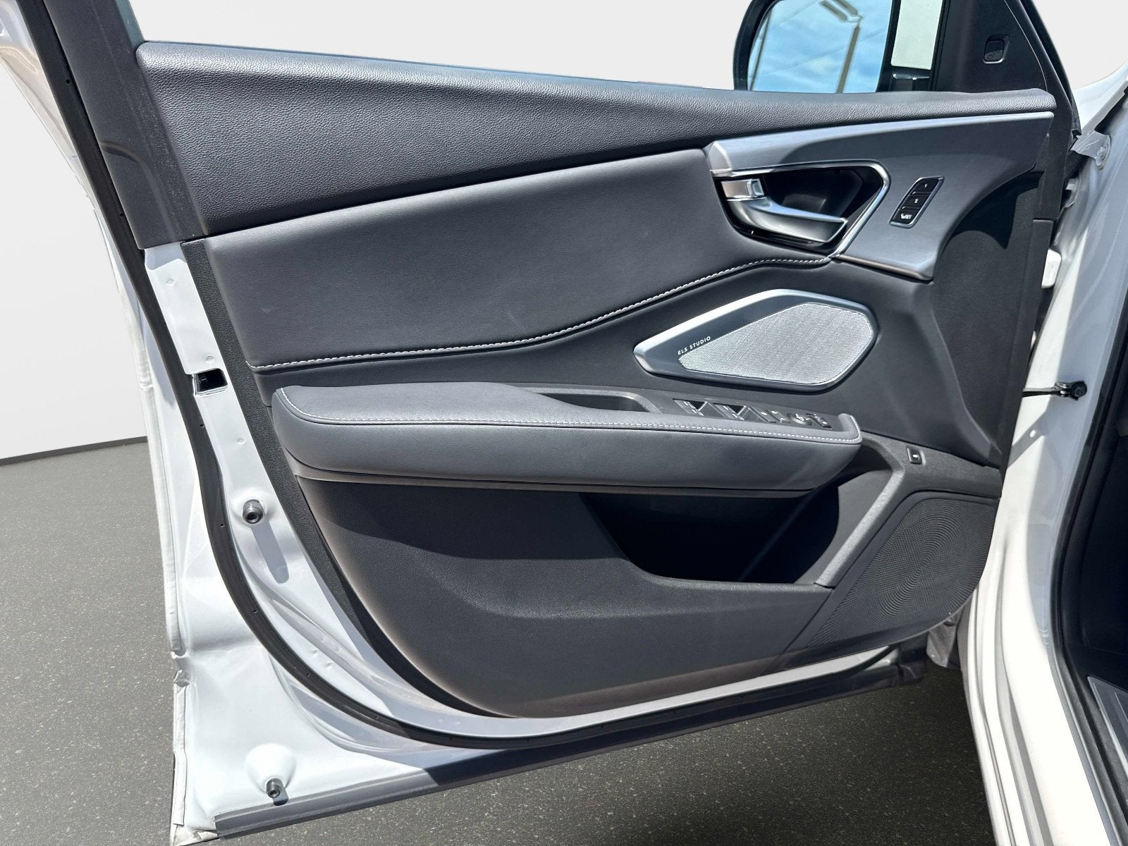 2023 Acura RDX w/Technology Package