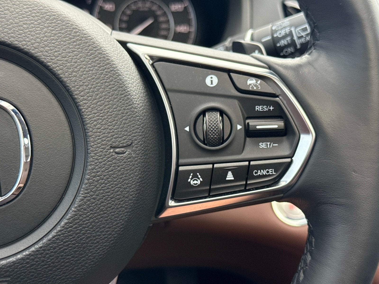 2024 Acura RDX w/Advance Package