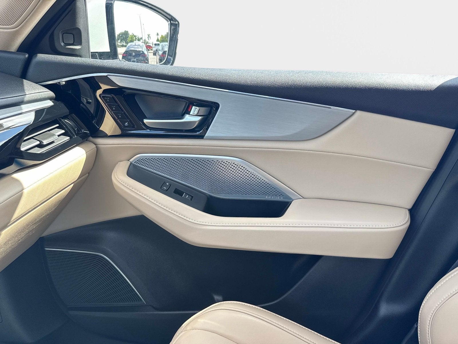 2023 Acura MDX w/Technology Package