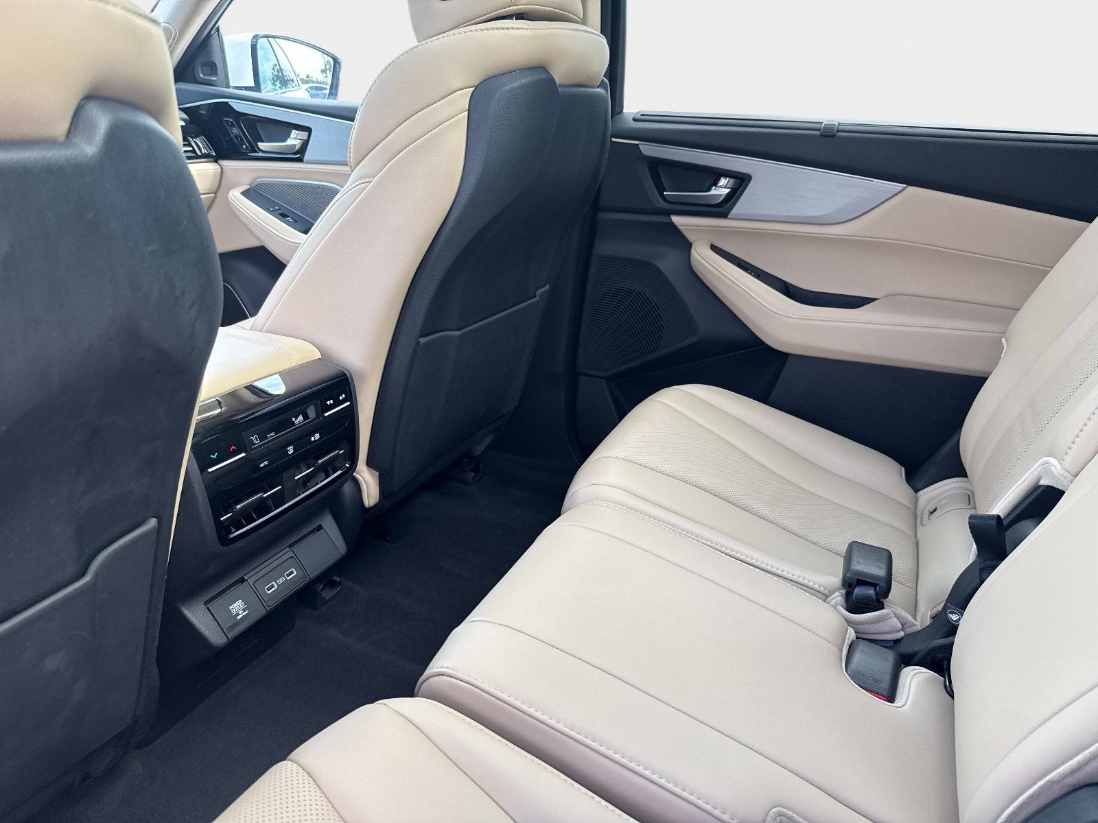 2024 Acura MDX w/Technology Package