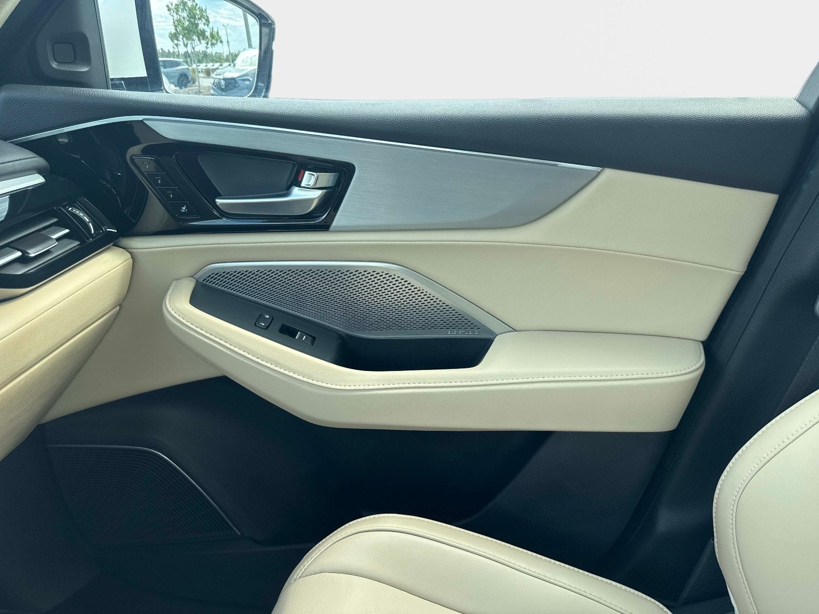 2024 Acura MDX w/Technology Package
