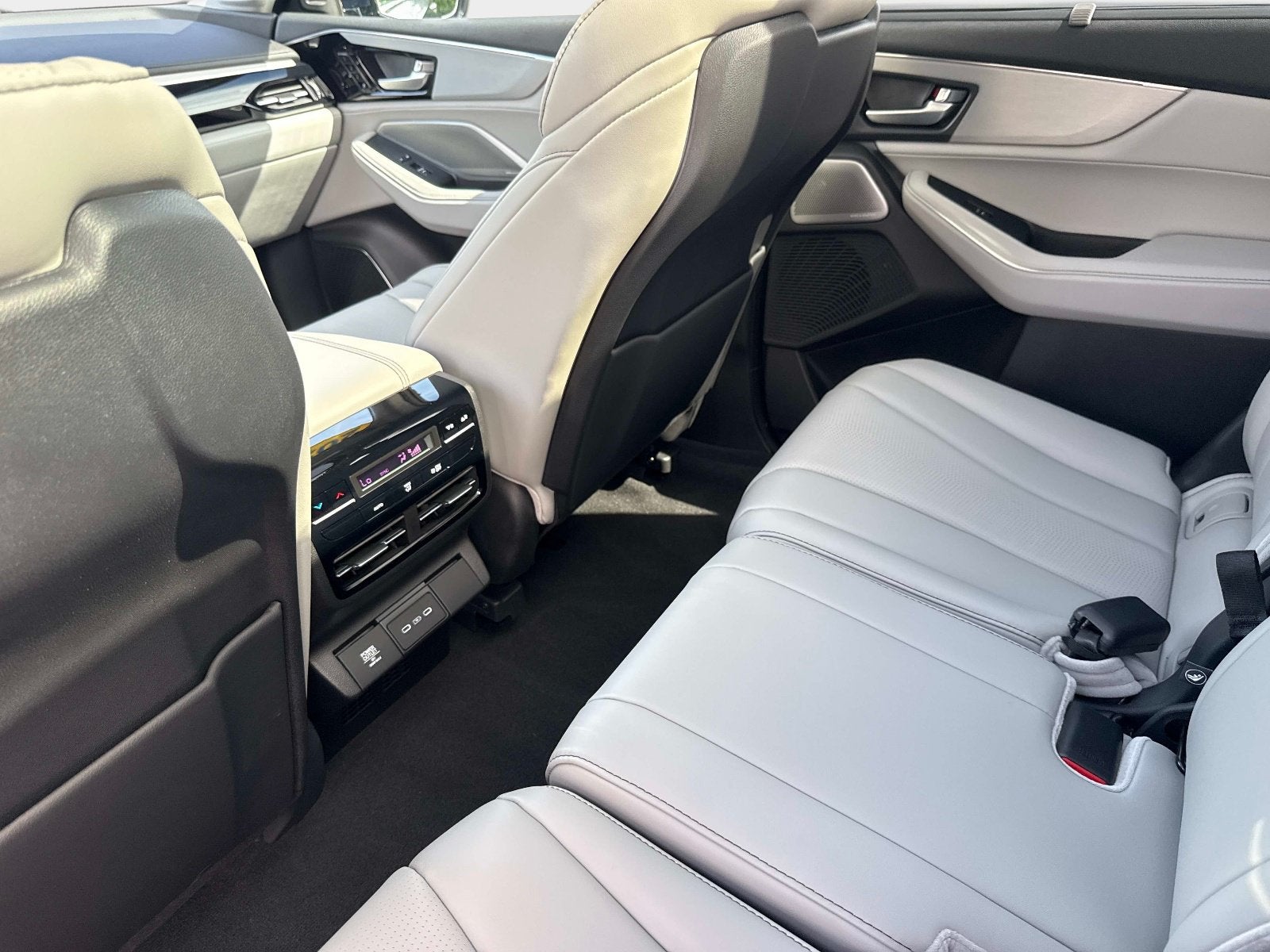 2026 Acura MDX w/Technology Package