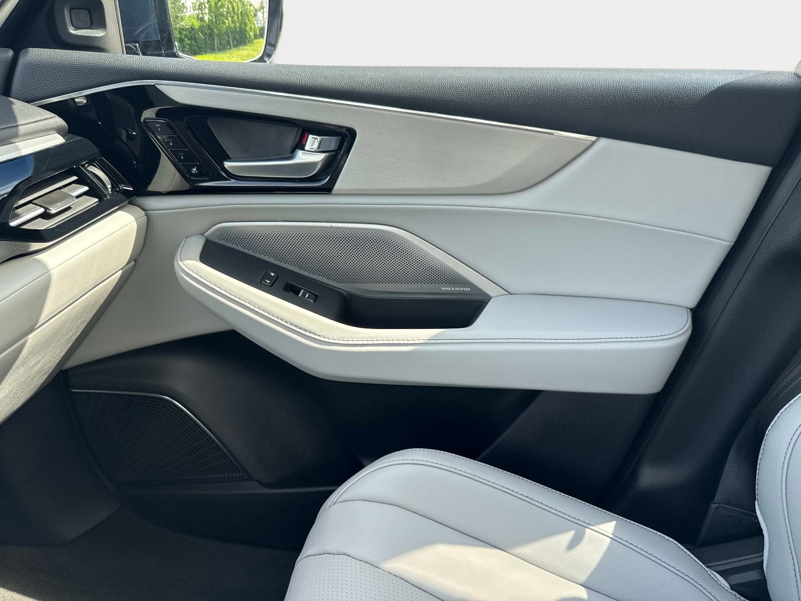 2026 Acura MDX w/Technology Package