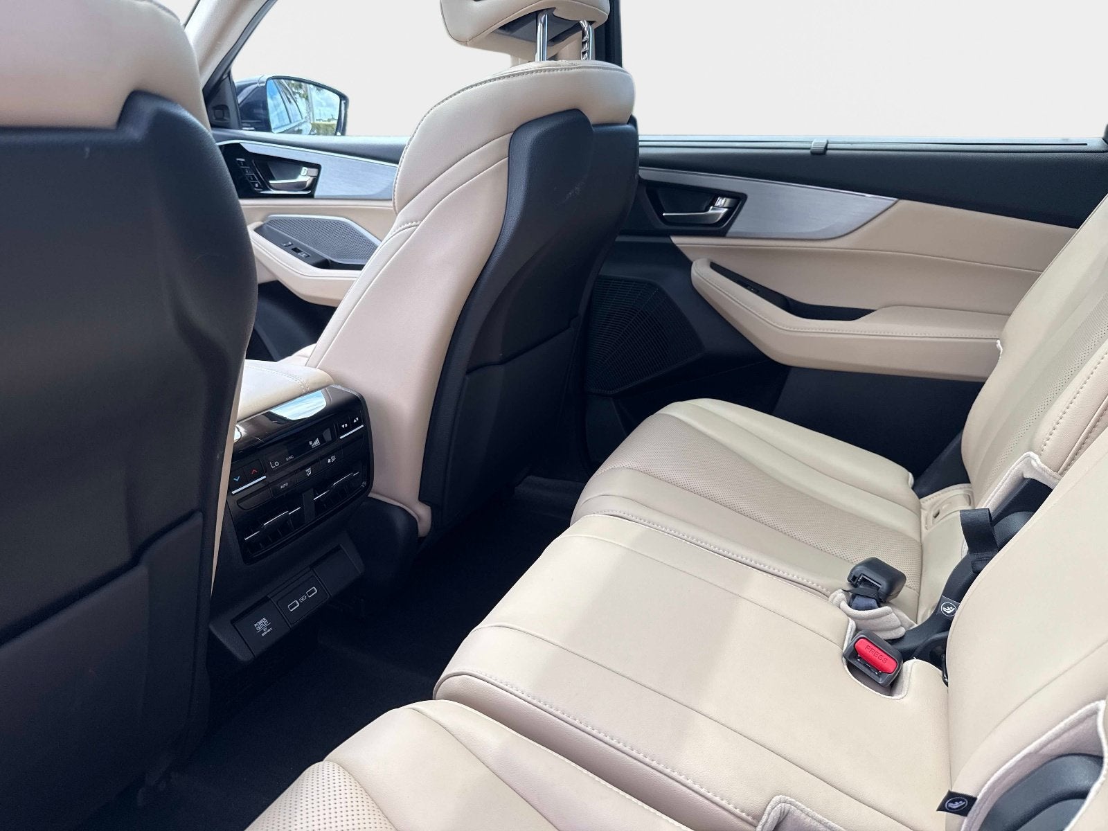2023 Acura MDX w/Technology Package