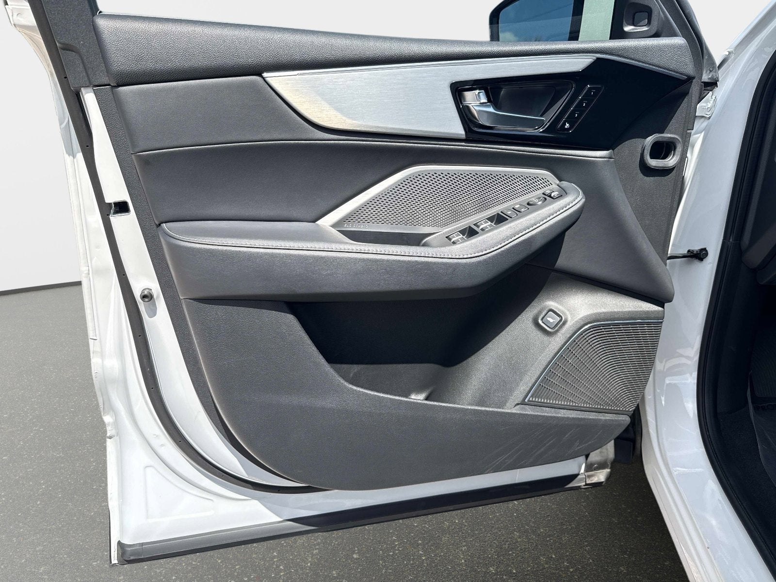 2024 Acura MDX w/Technology Package