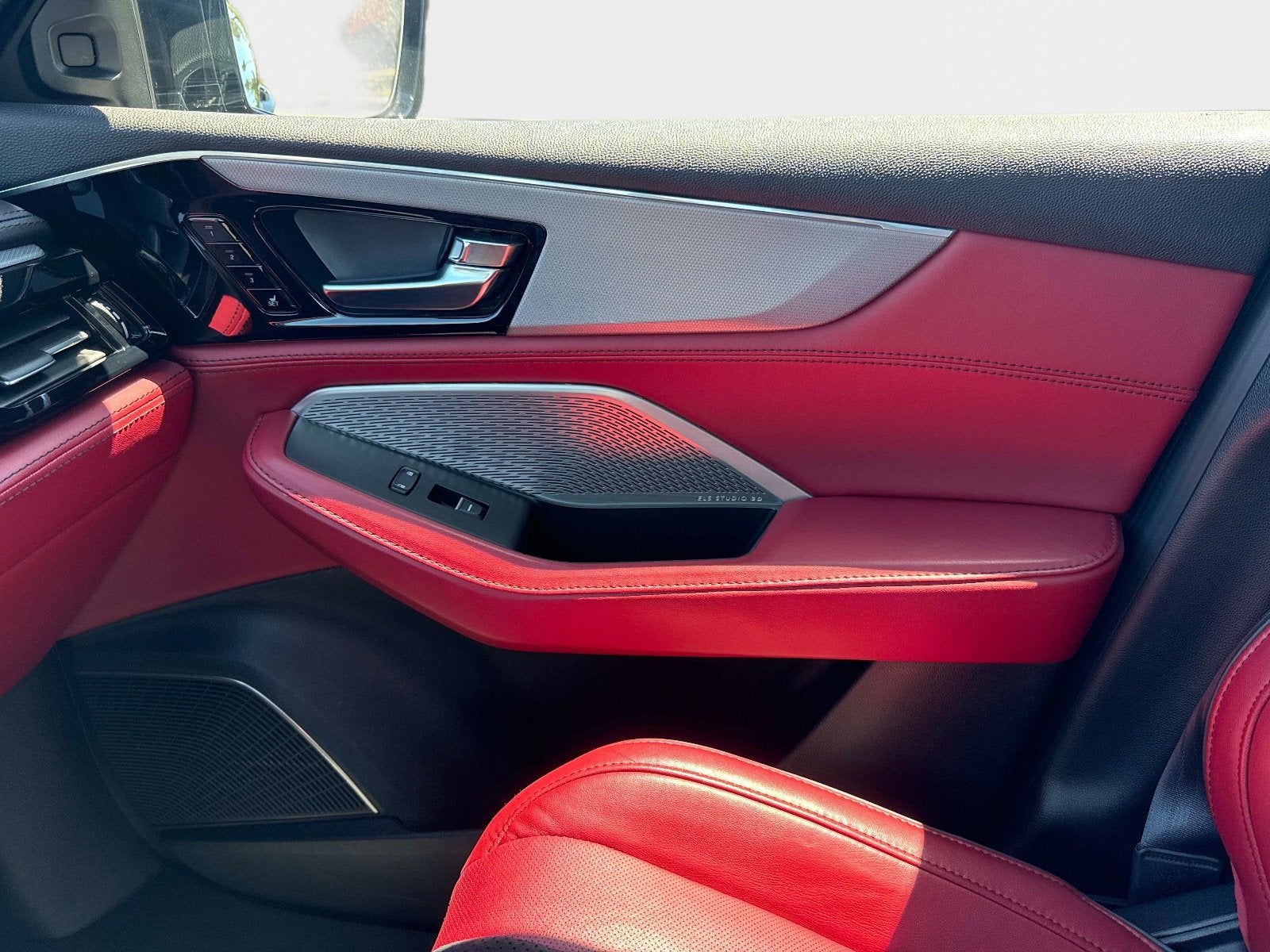 2023 Acura MDX w/A-Spec Package