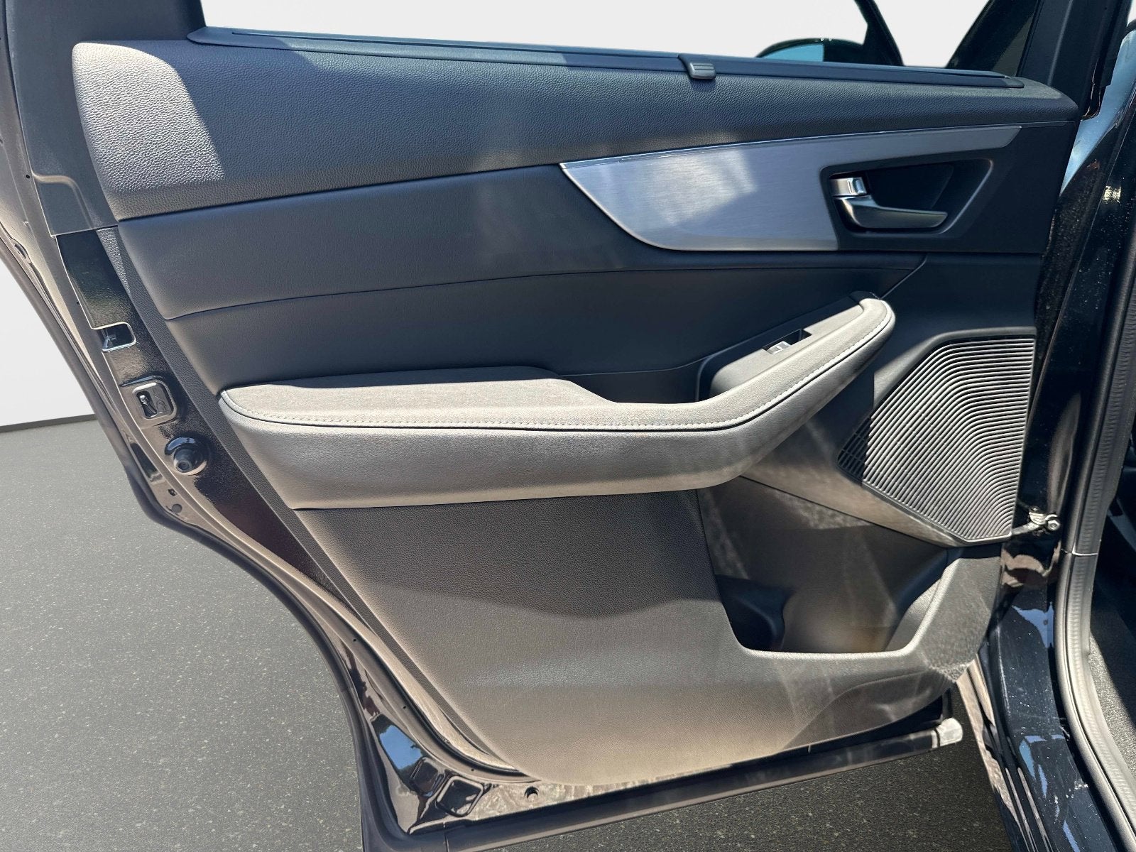 2023 Acura MDX w/Technology Package
