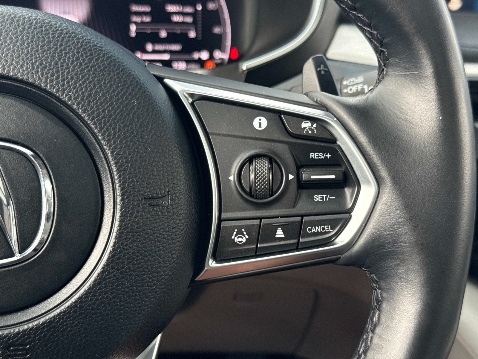 2023 Acura MDX w/Technology Package