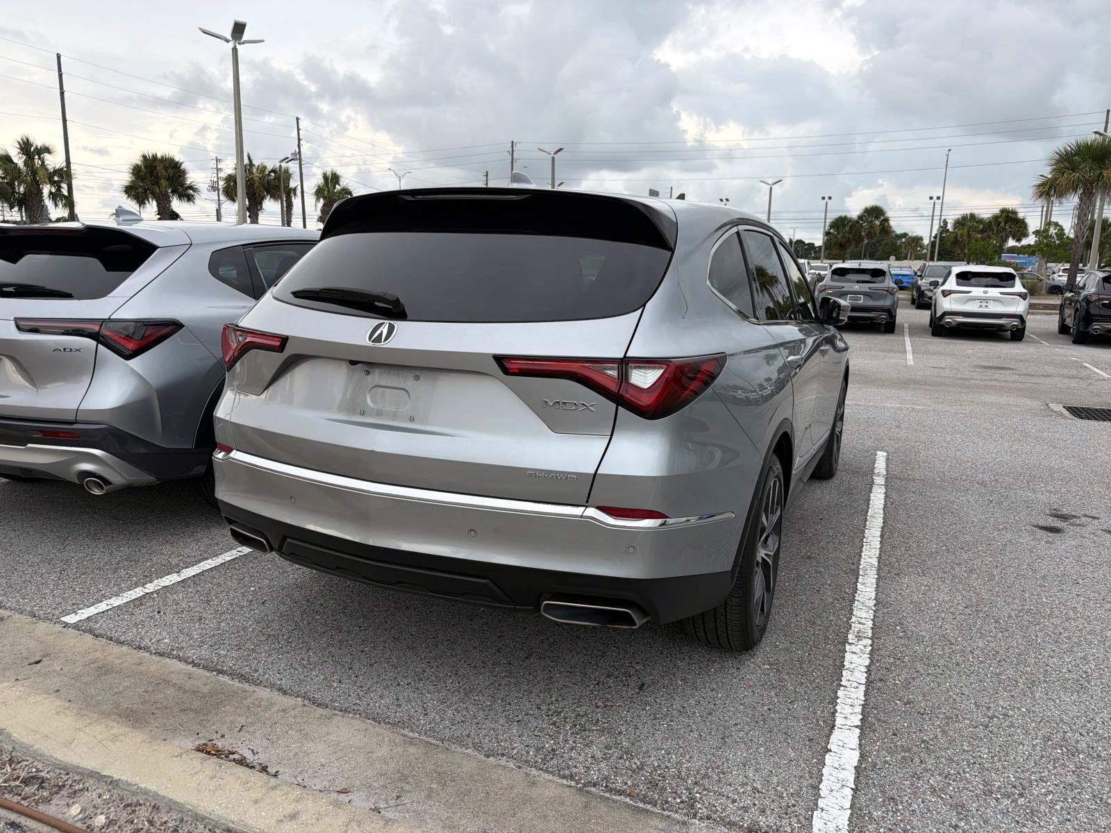 2023 Acura MDX w/Technology Package