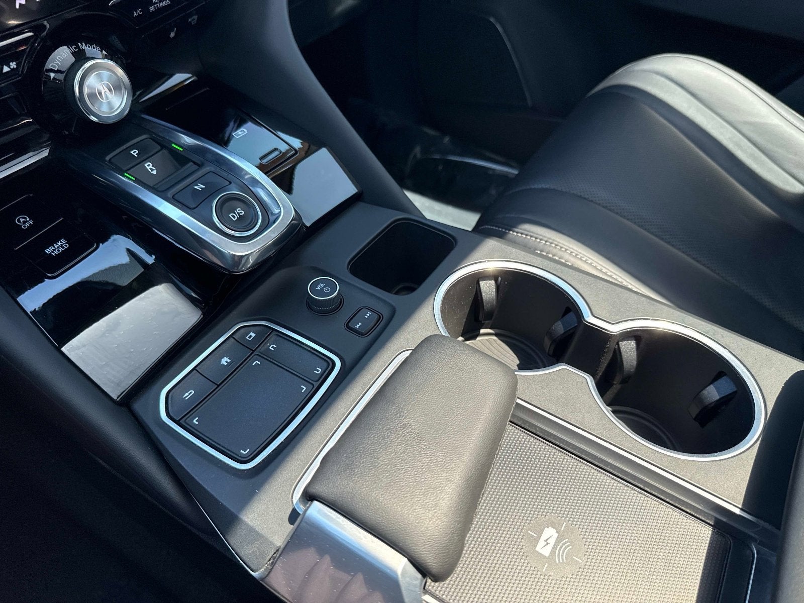 2023 Acura MDX w/Technology Package