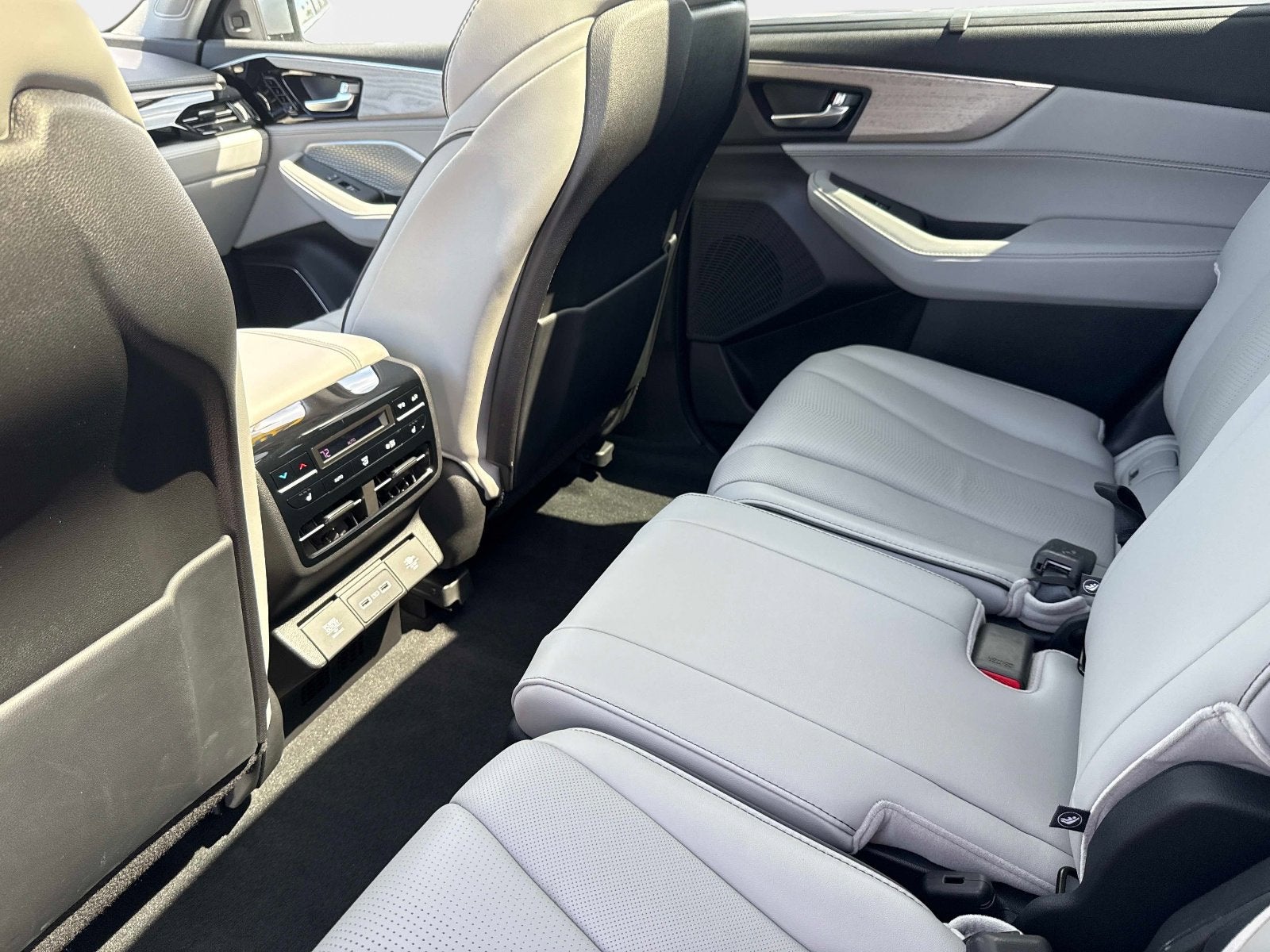 2023 Acura MDX w/Advance Package