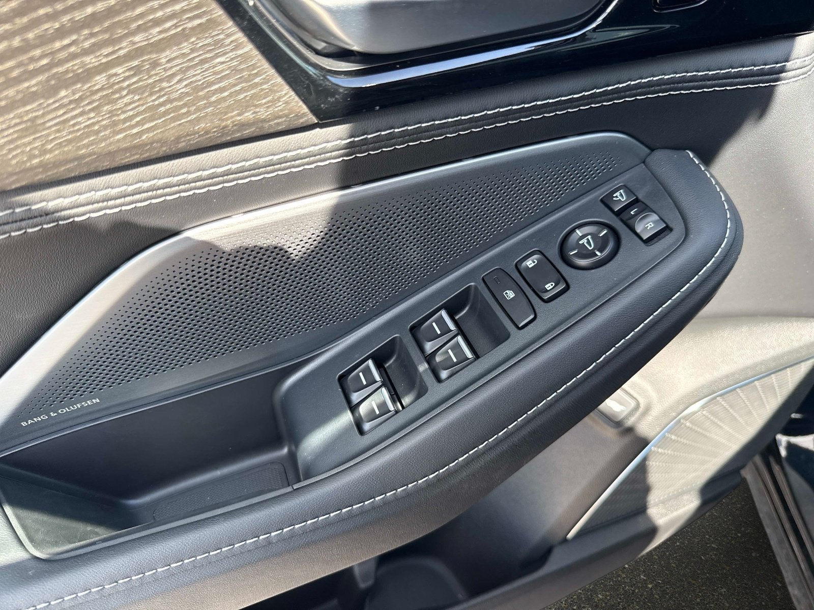 2026 Acura MDX w/Advance Package