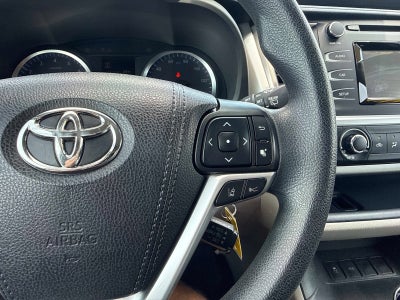 2019 Toyota Highlander LE