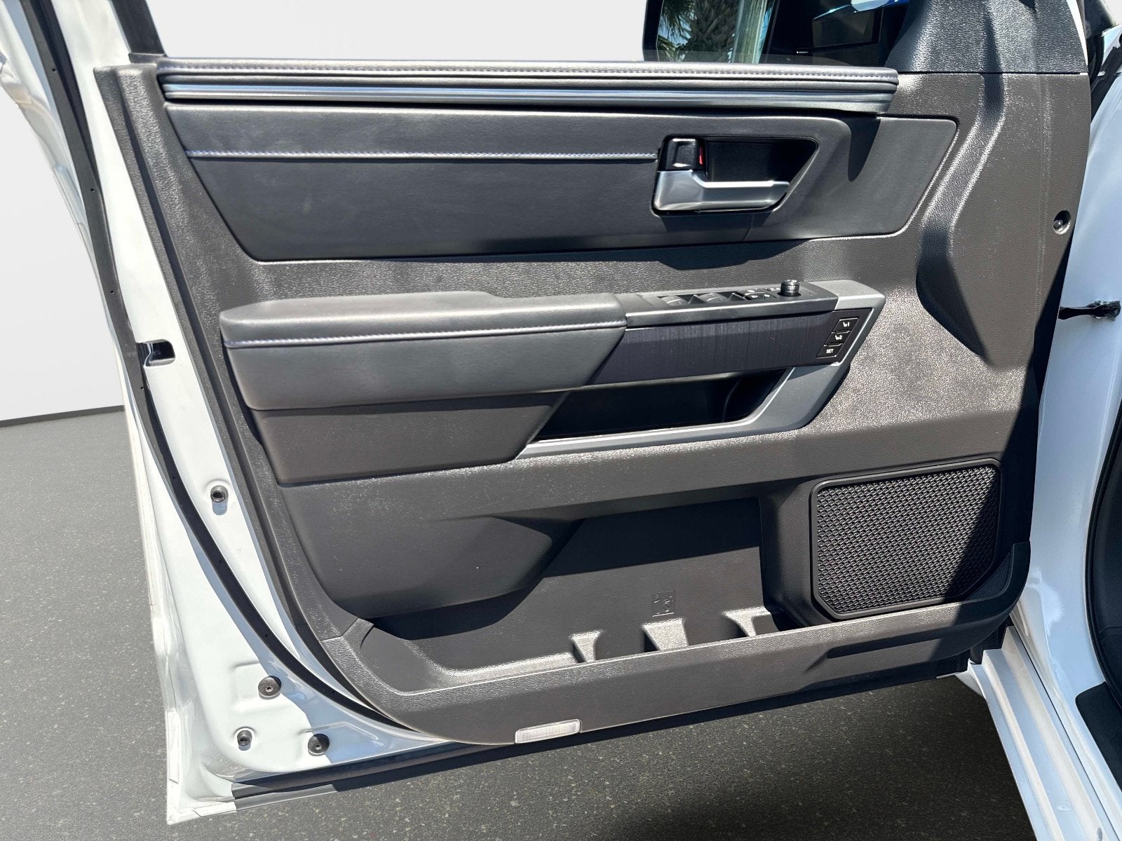 2024 Toyota Tundra 2WD Platinum Hybrid