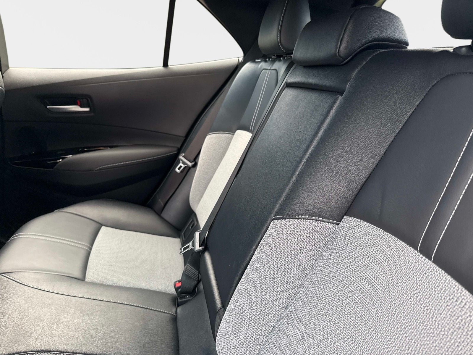 2021 Toyota Corolla Hatchback XSE