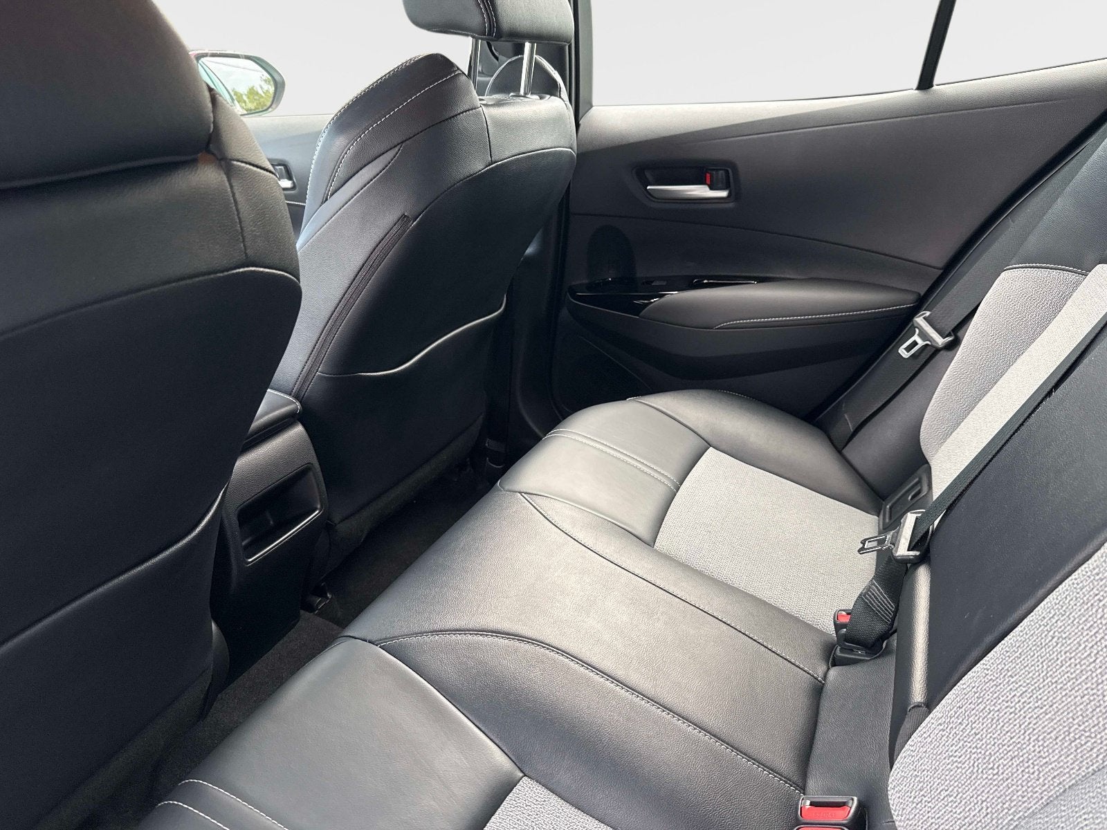 2021 Toyota Corolla Hatchback XSE
