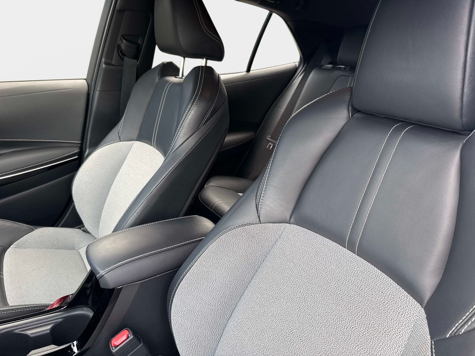 2021 Toyota Corolla Hatchback XSE