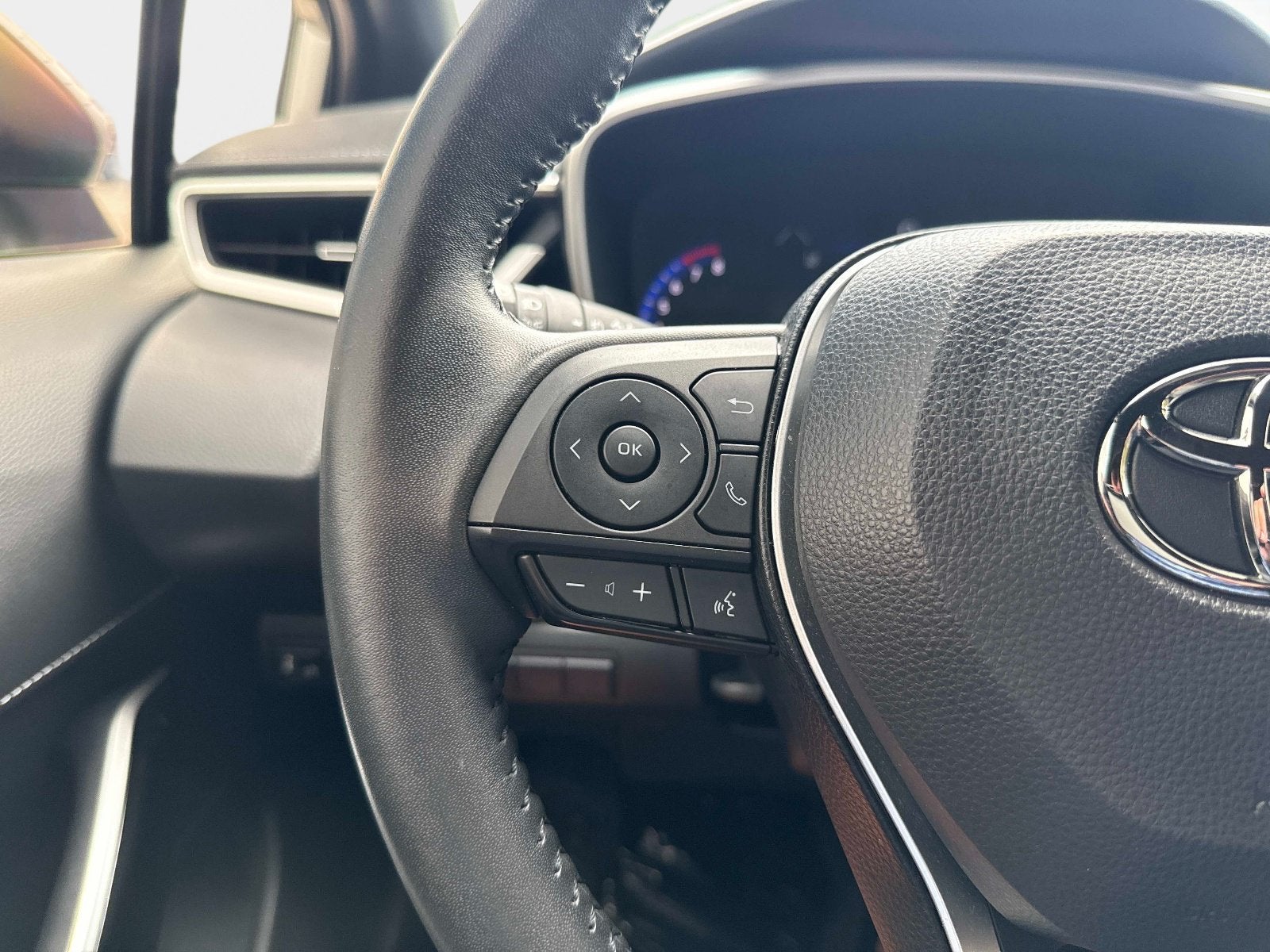 2021 Toyota Corolla Hatchback XSE