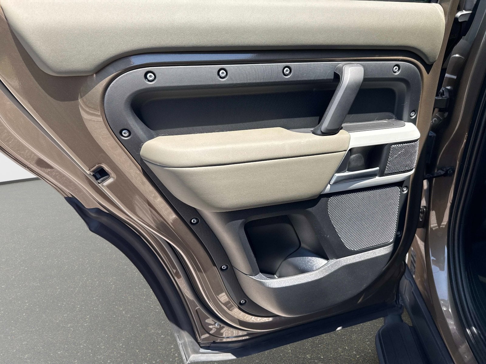 2024 Land Rover Defender S