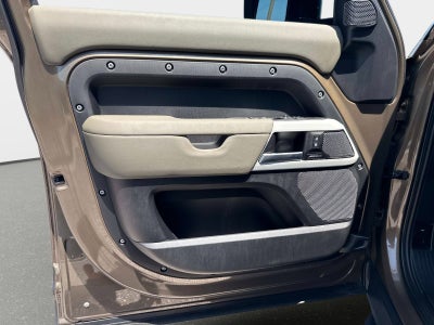2024 Land Rover Defender S
