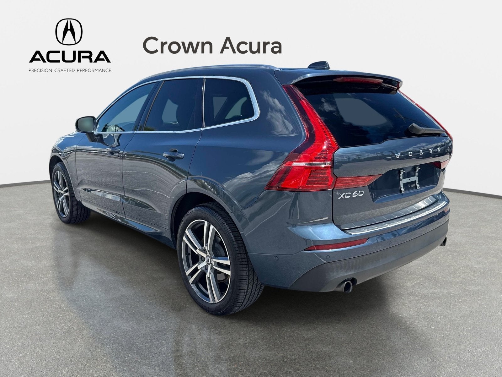 2018 Volvo XC60 Momentum