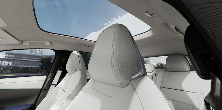 Crown Nissan in St. Petersburg FL