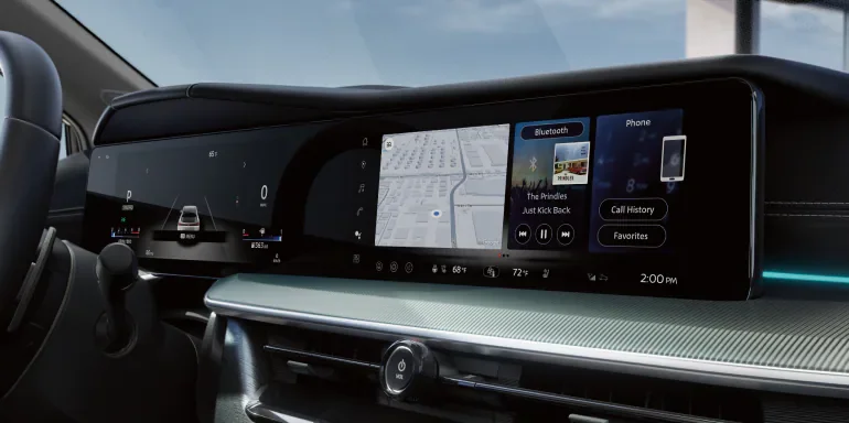 Crown Nissan in St. Petersburg FL