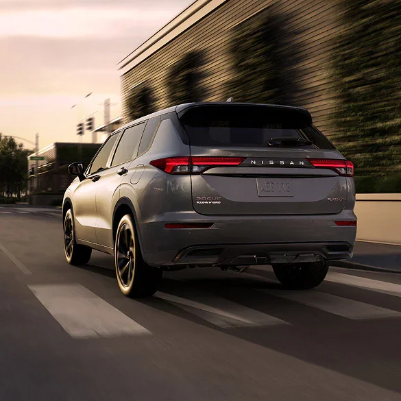 Crown Nissan in St. Petersburg FL