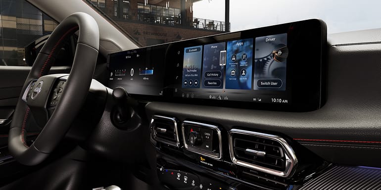 Crown Nissan in St. Petersburg FL