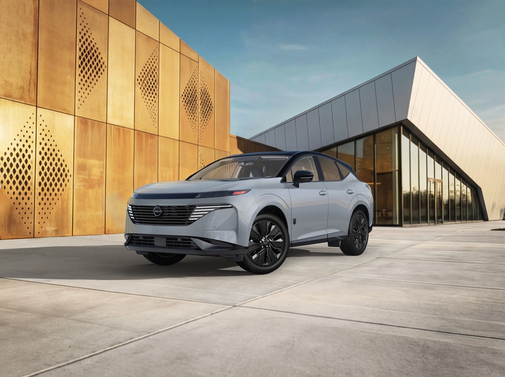 Crown Nissan in St. Petersburg FL