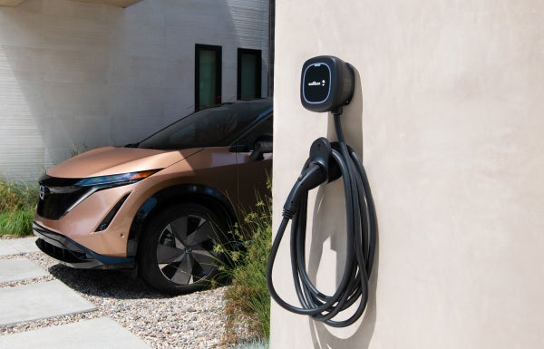 Crown Nissan in St. Petersburg FL