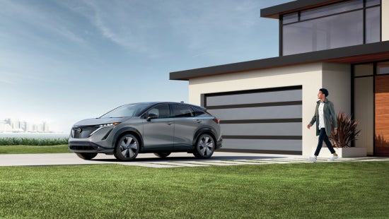 Crown Nissan in St. Petersburg FL